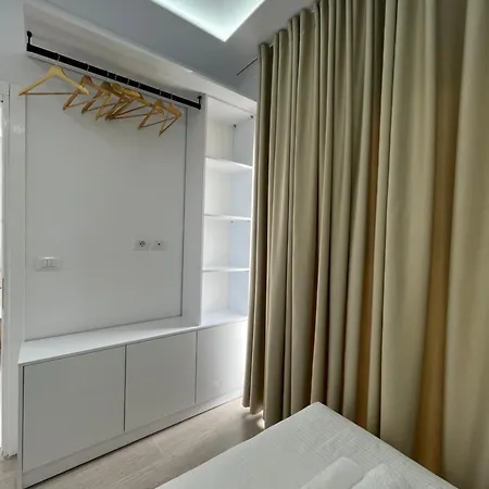 Apartment Sweet *